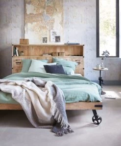 Maisons Du Monde Lits Lit 160x200 Industriel En Manguier Massif Et Métal Noir -Sommiers Soldes lit 160x200 industriel en manguier massif et metal noir 1000 10 16 216947 5